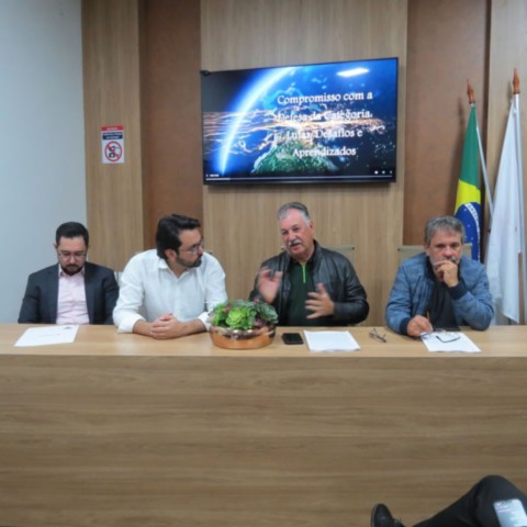 FENATRACOP e SINDUSCON-MG assinam CCT 2025/2026